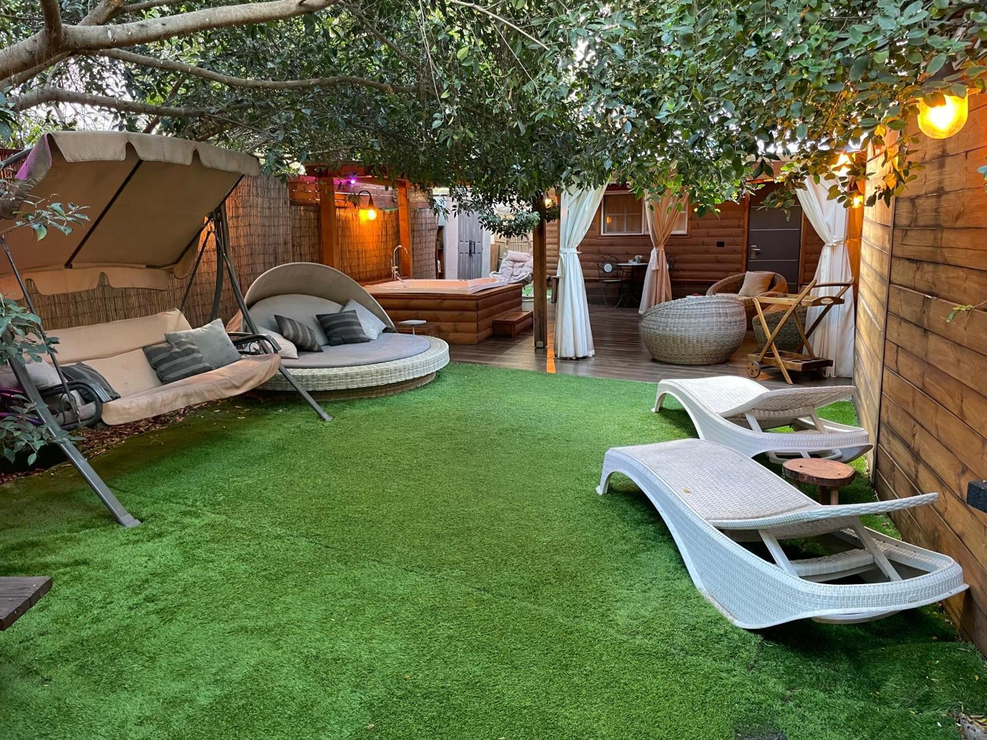Вилла Private Garden House Хайфа Экстерьер фото